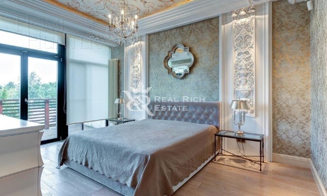 3-этажный таунхаус 340 м² с отделкой