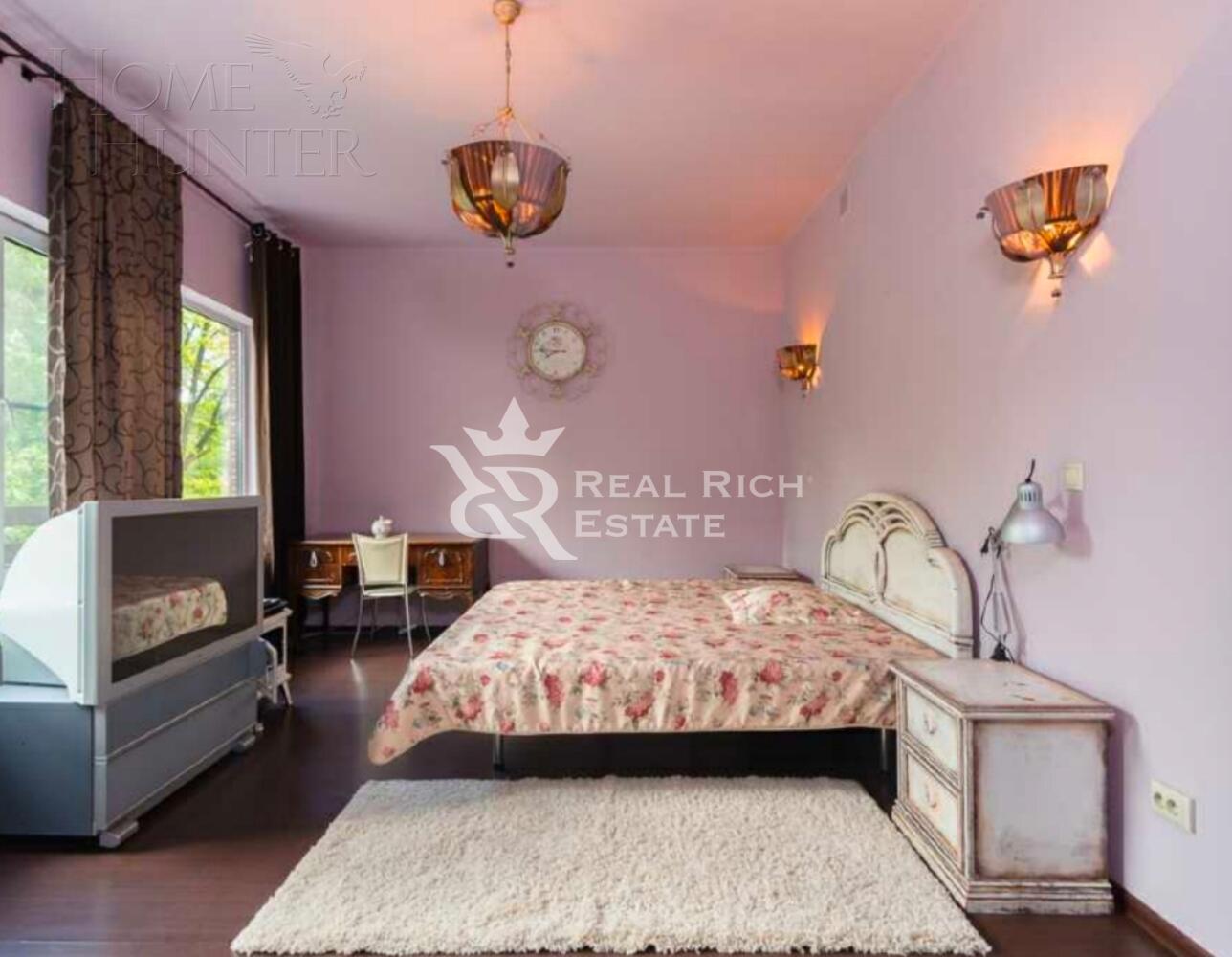 3-этажный коттедж 380 м² с отделкой