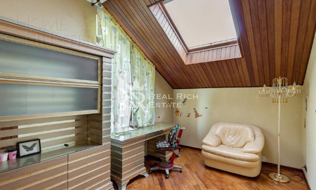 2-этажный коттедж 1 080 м² с отделкой