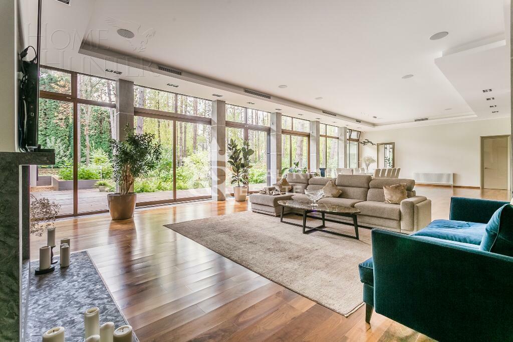 2-этажный коттедж 1 200 м² с отделкой