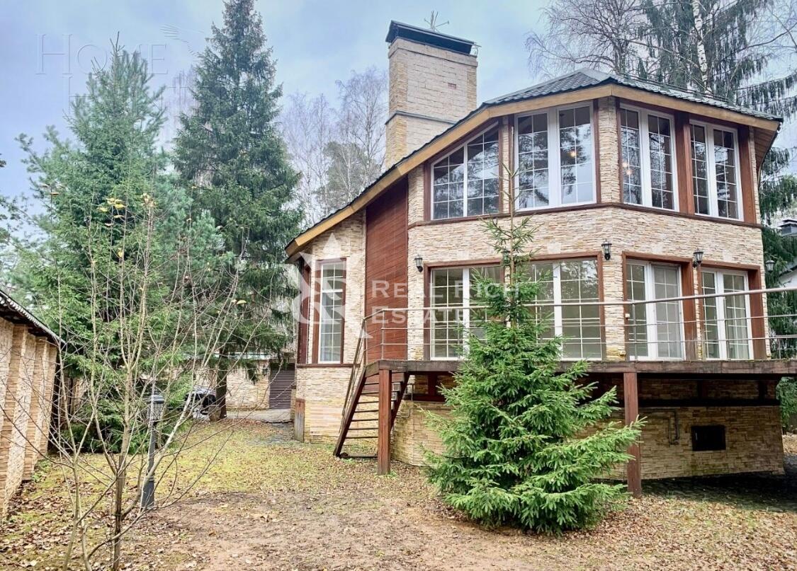 2-этажный коттедж 280 м² с отделкой