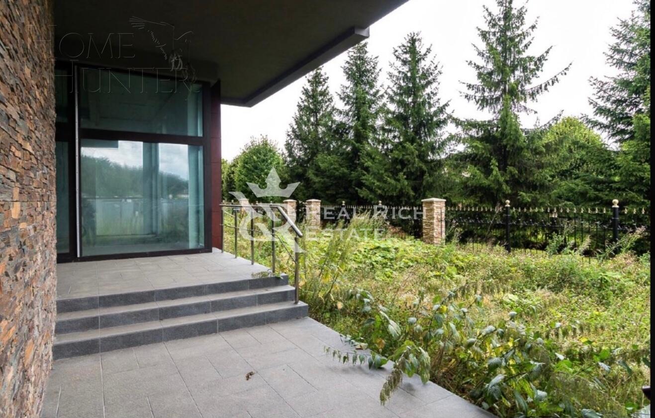 2-этажный коттедж 2 344 м² без отделки