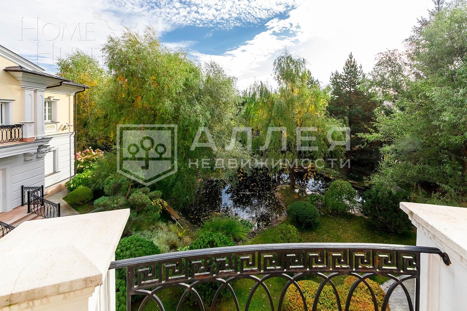 3-этажный коттедж 1 300 м² с отделкой