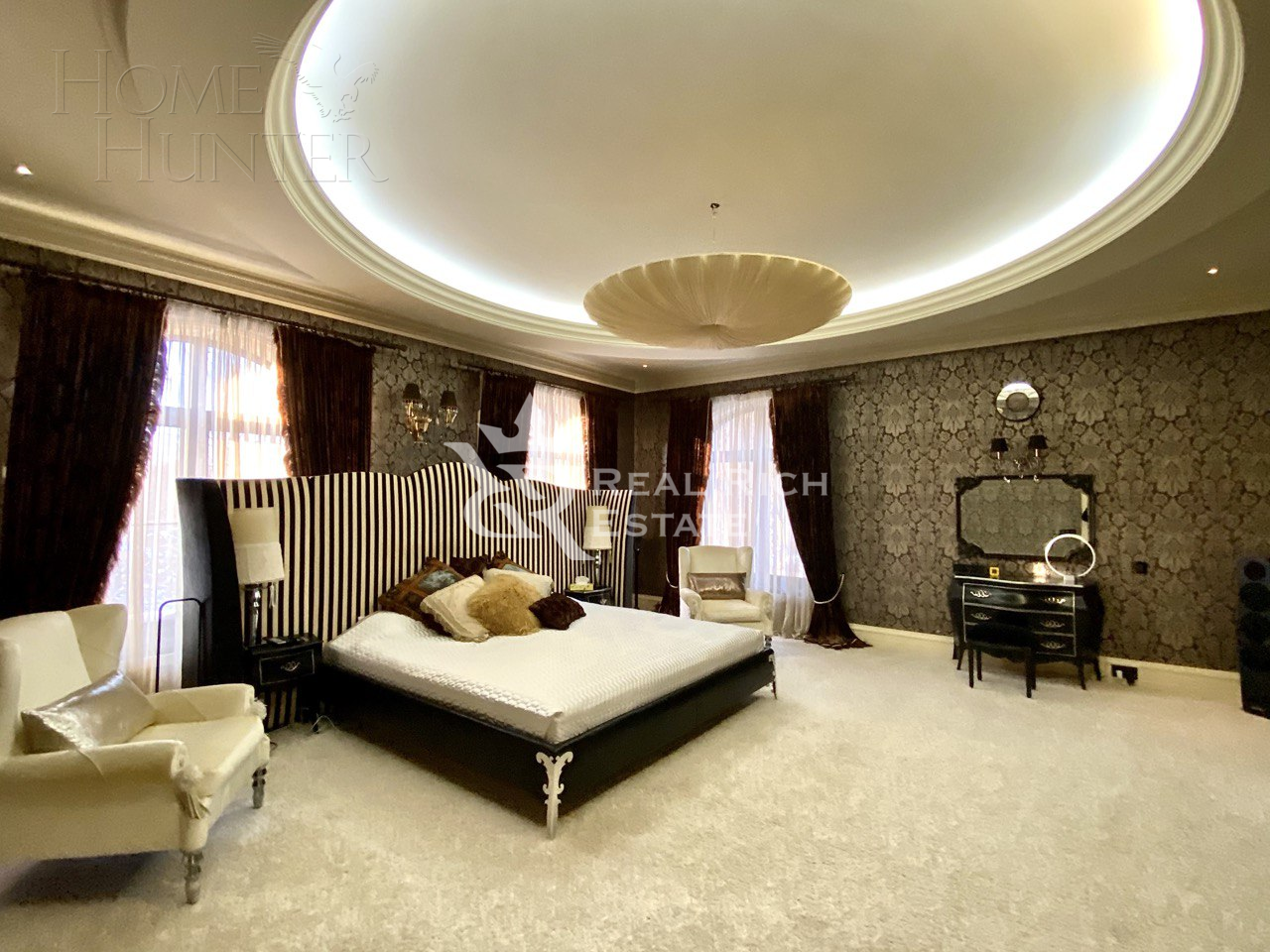 2-этажный коттедж 1 360 м² с отделкой