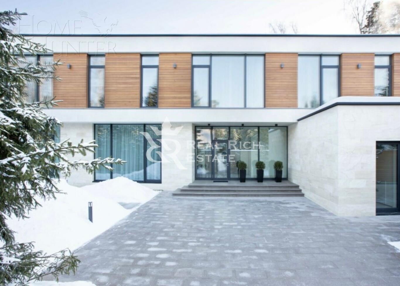 2-этажный коттедж 900 м² с отделкой