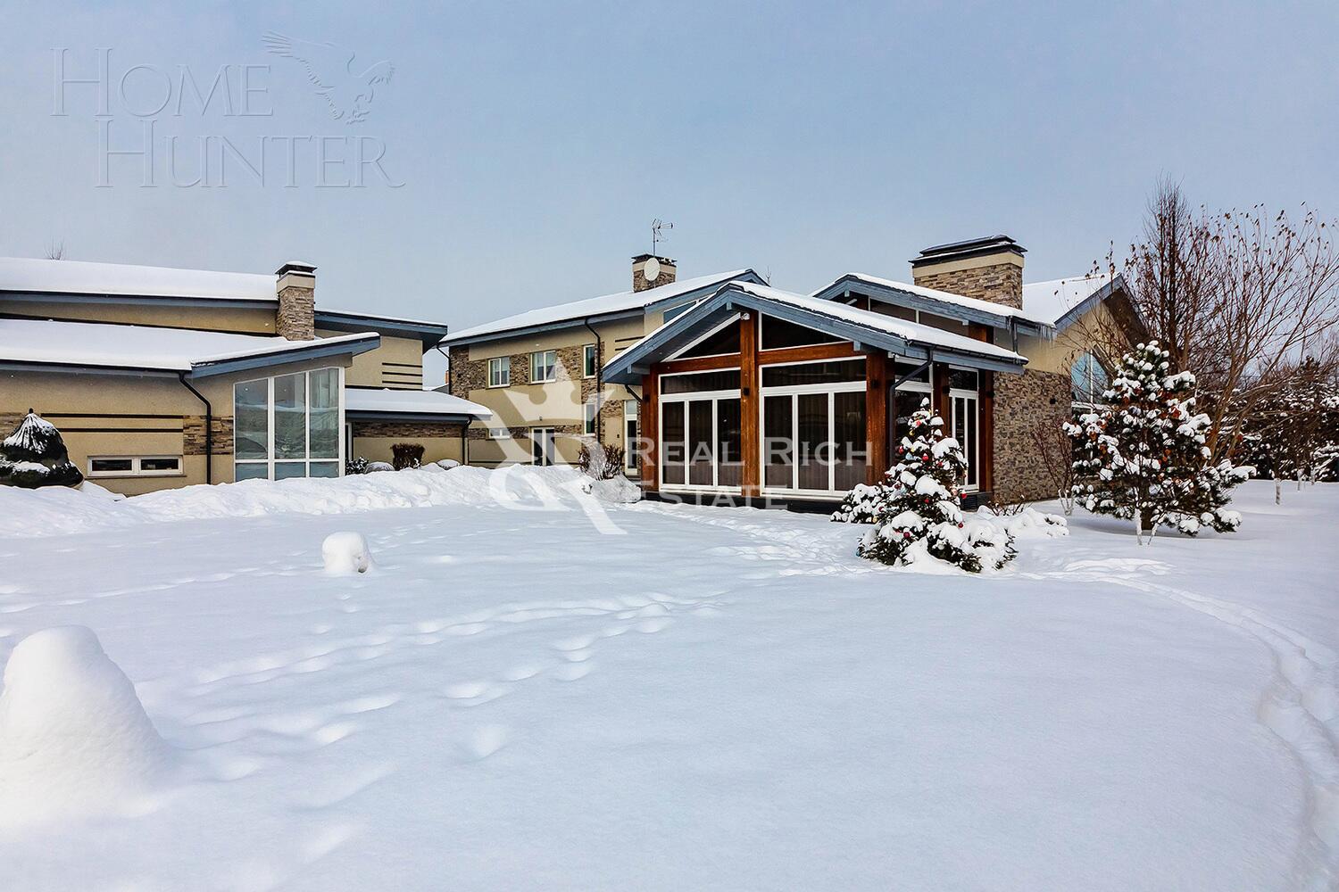 2-этажный коттедж 1 700 м² без отделки