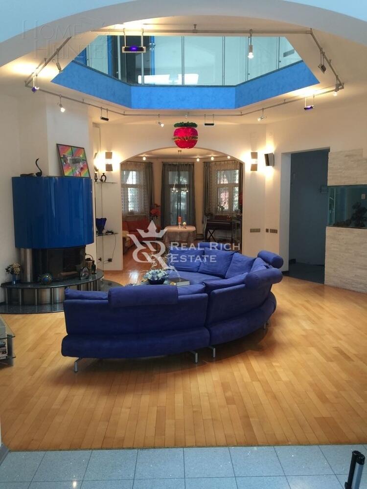 2-этажный коттедж 690 м² с отделкой