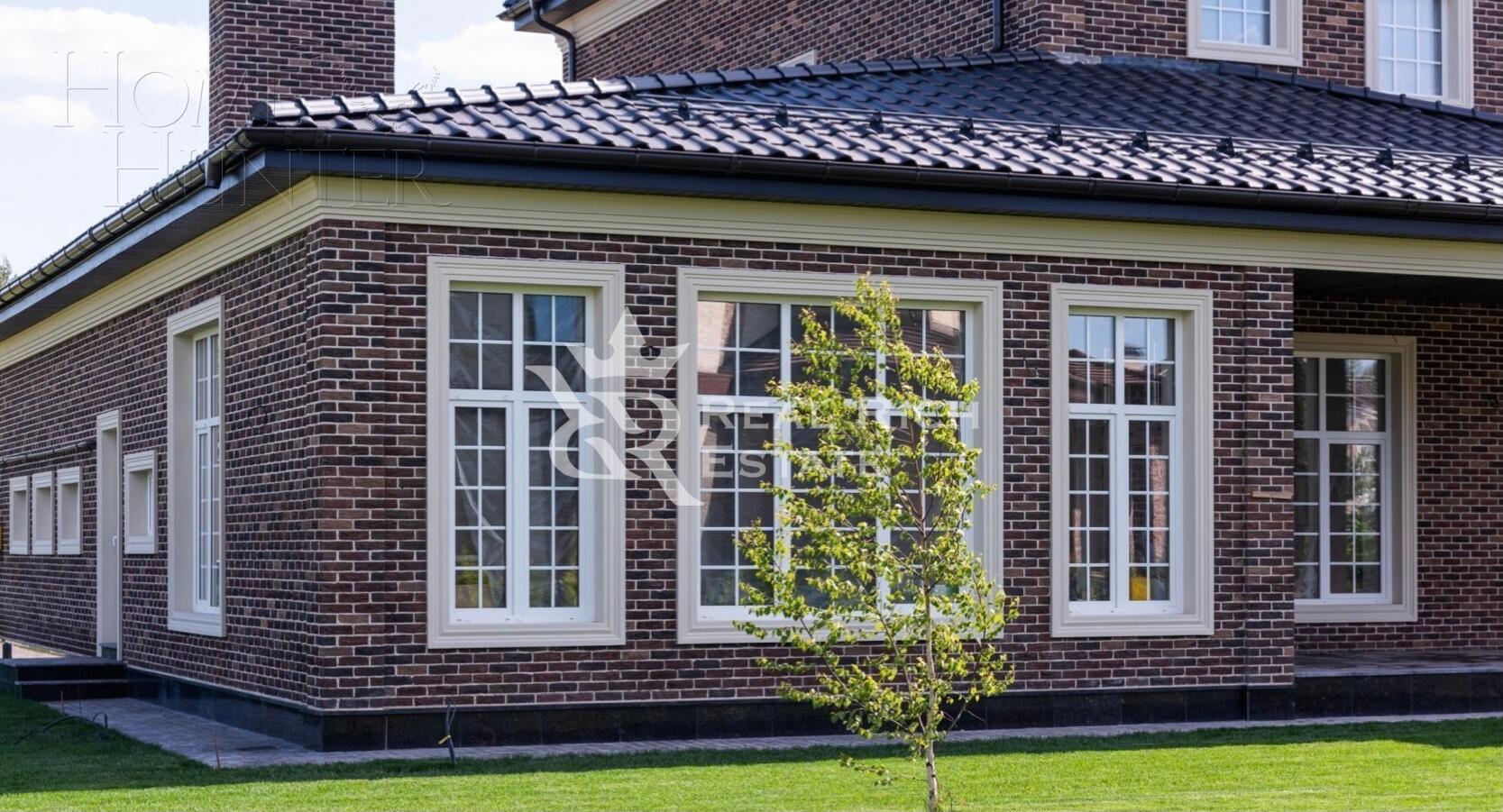 2-этажный коттедж 500 м² с отделкой