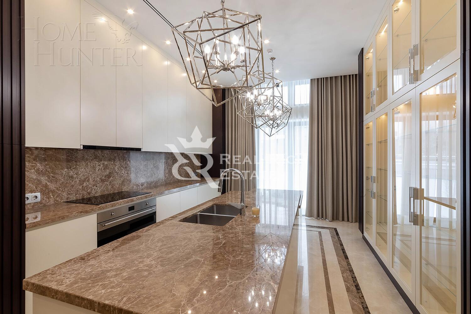 2-этажный коттедж 1 017.21 м² с отделкой