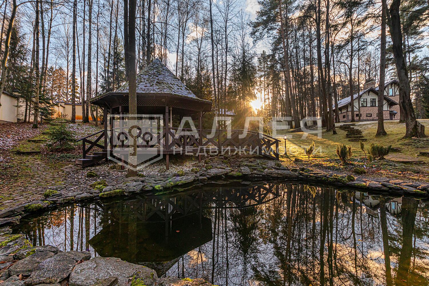 3-этажный коттедж 780 м² без отделки