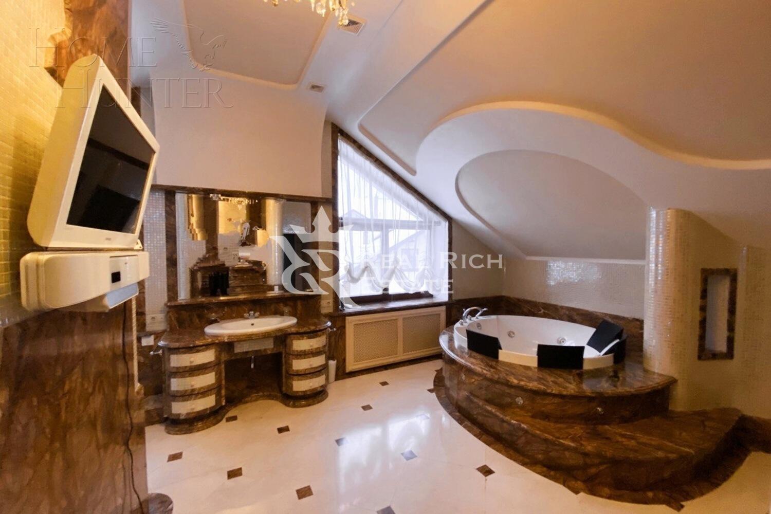 2-этажный коттедж 800 м² с отделкой