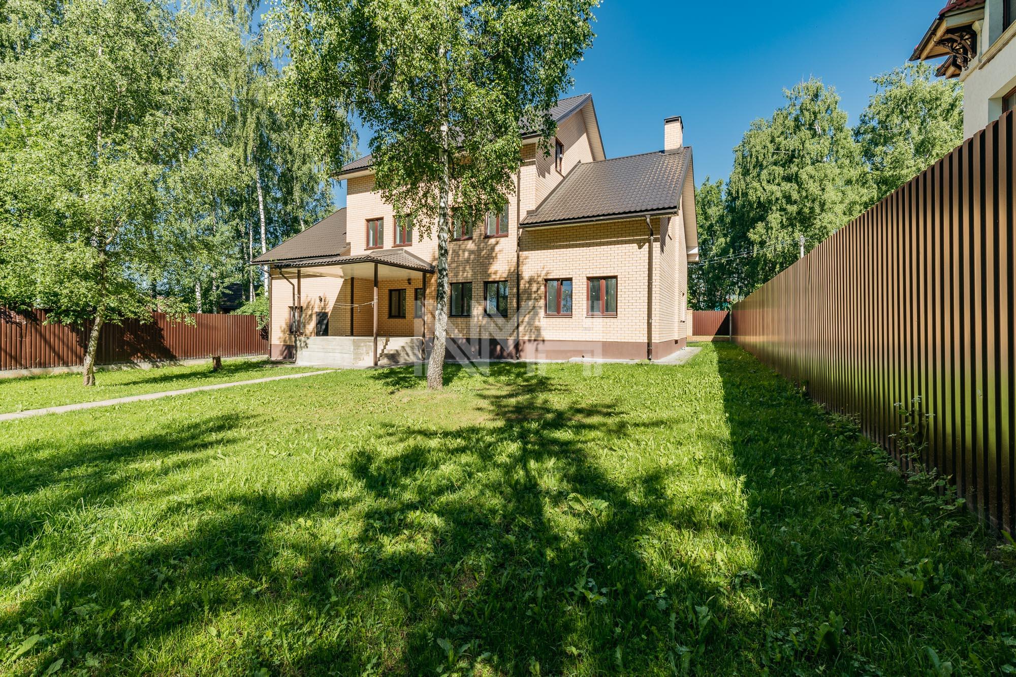 2-этажный коттедж 415 м² без отделки