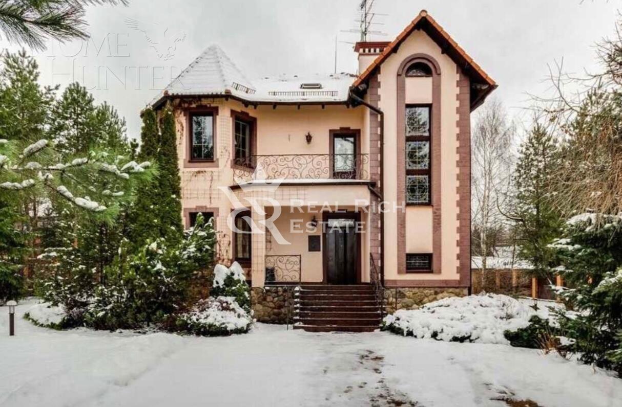 2-этажный коттедж 660 м² с отделкой