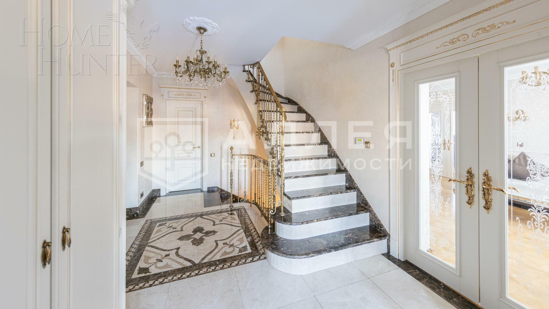 2-этажный коттедж 550 м² с отделкой