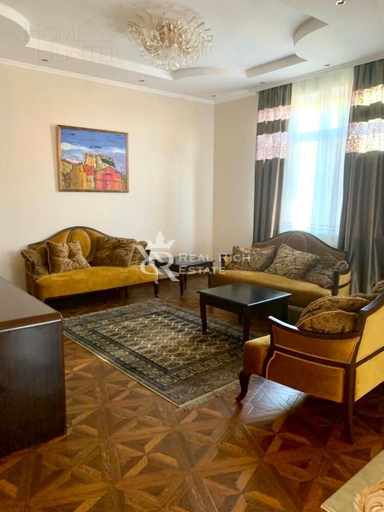 2-этажный коттедж 350 м² с отделкой