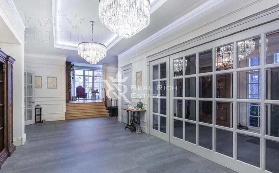 2-этажный коттедж 1 400 м² с отделкой