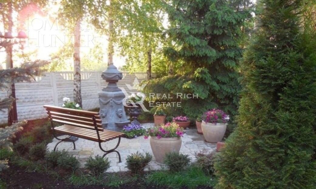 2-этажный коттедж 250 м² с отделкой