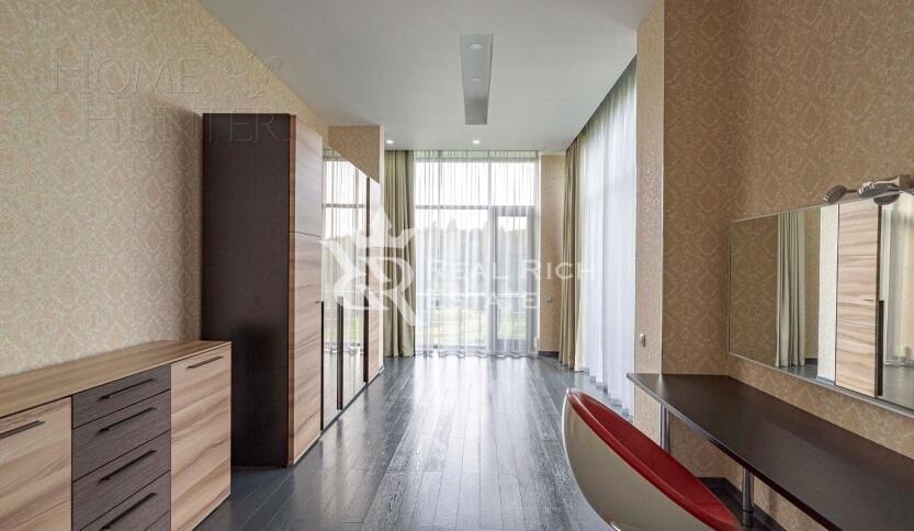 2-этажный коттедж 1 400 м² с отделкой