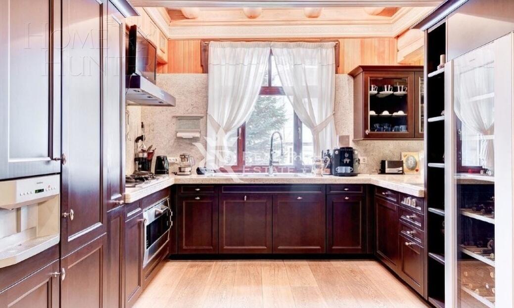 2-этажный коттедж 387 м² с отделкой