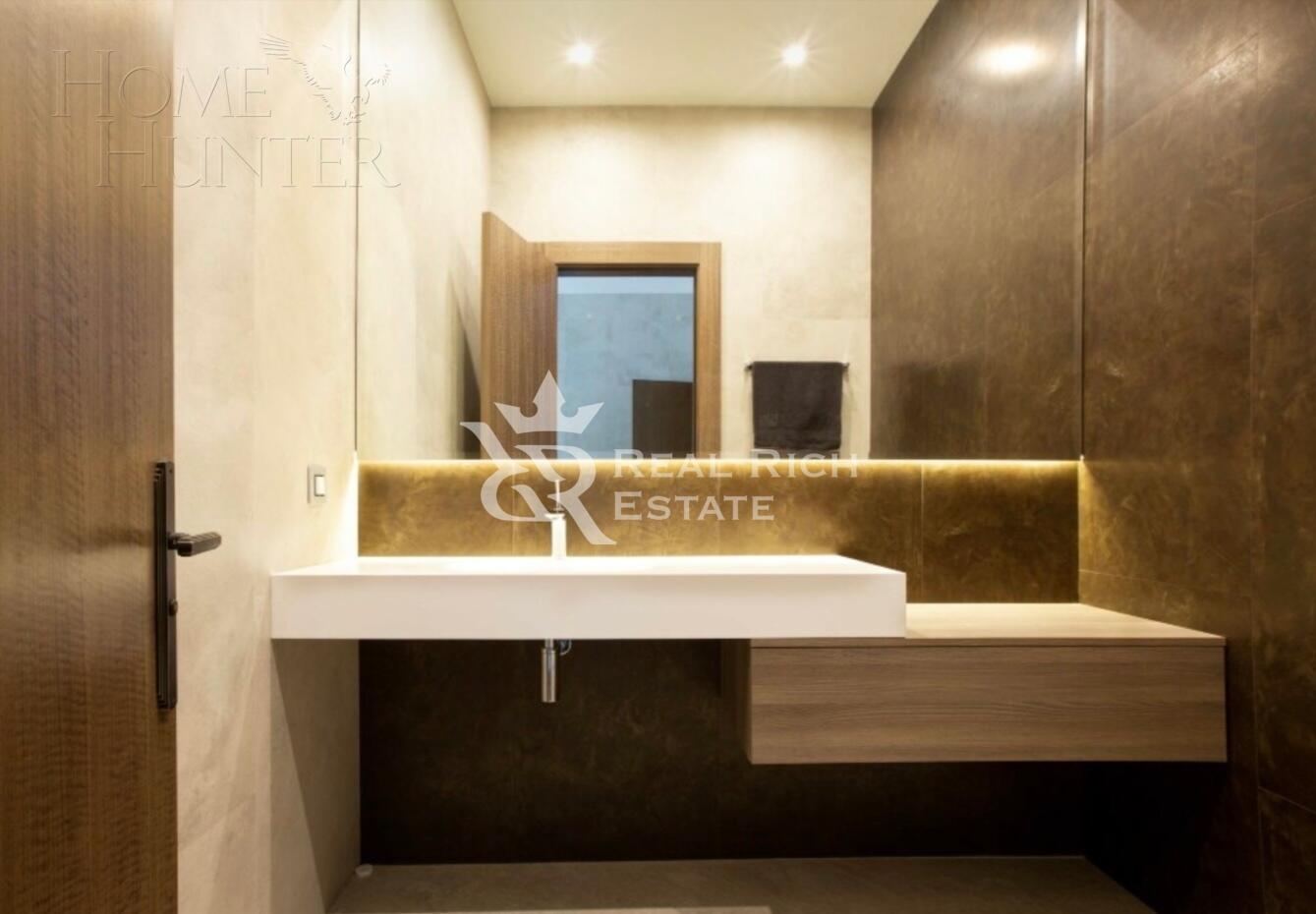 2-этажный коттедж 900 м² с отделкой