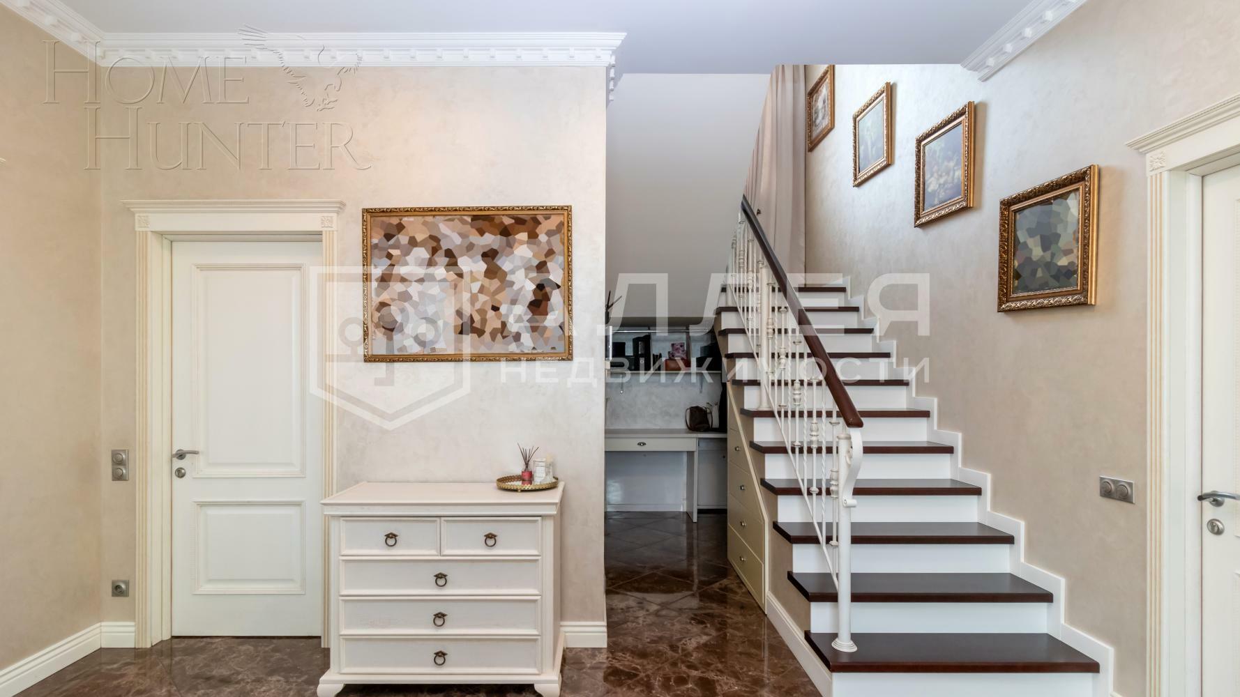 3-этажный коттедж 360 м² без отделки