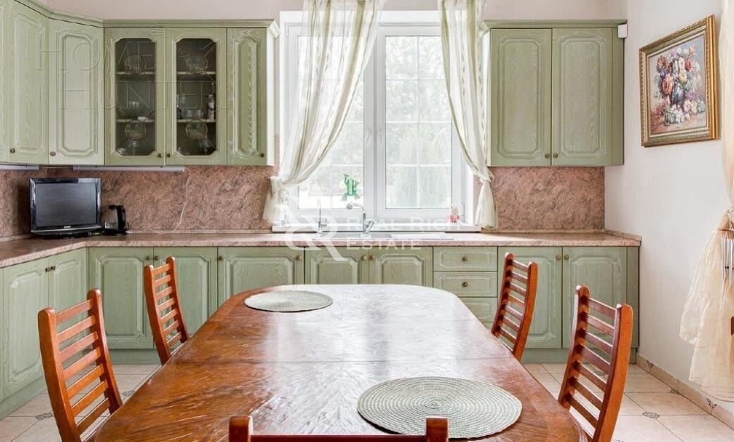 2-этажный коттедж 690 м² с отделкой