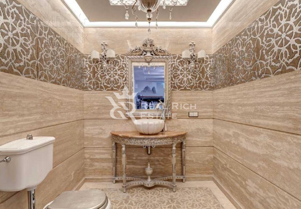 2-этажный коттедж 1 800 м² с отделкой