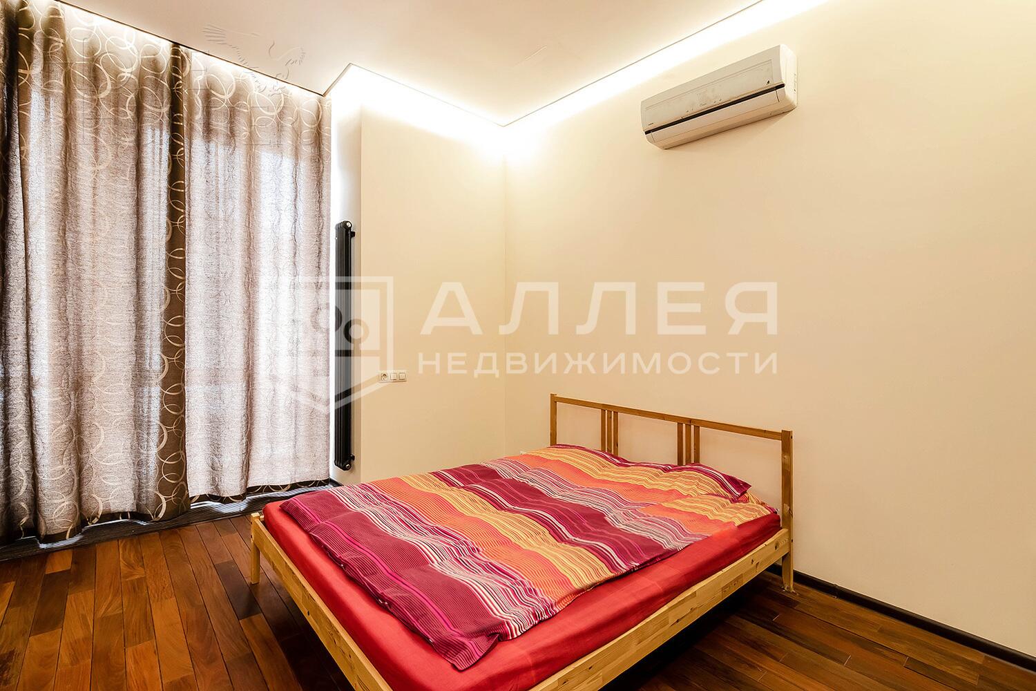 2-этажный таунхаус 200 м² с отделкой