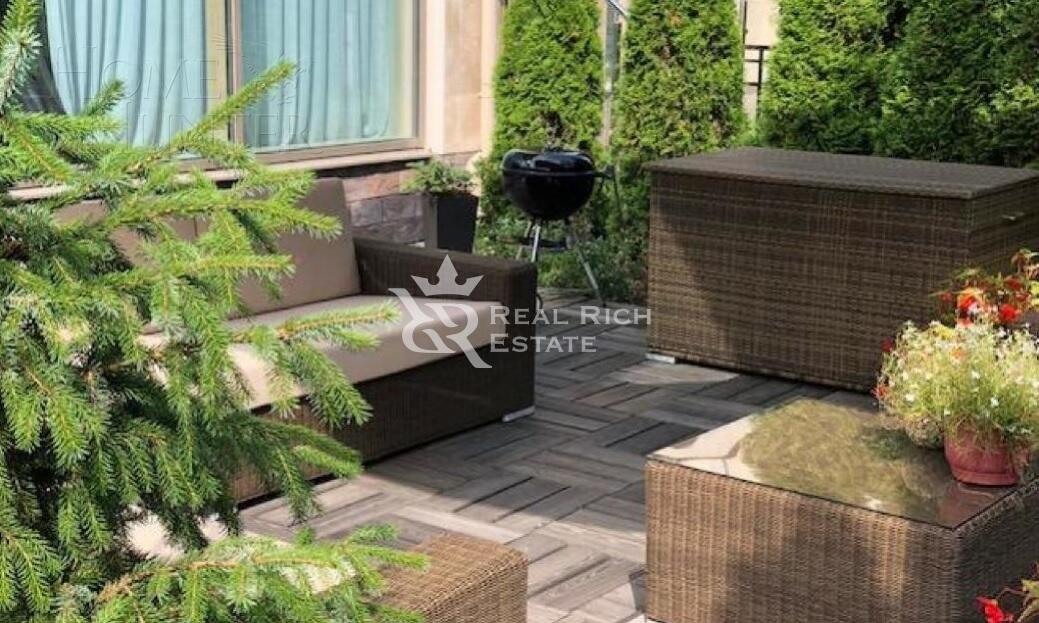 3-этажный таунхаус 291 м² с отделкой