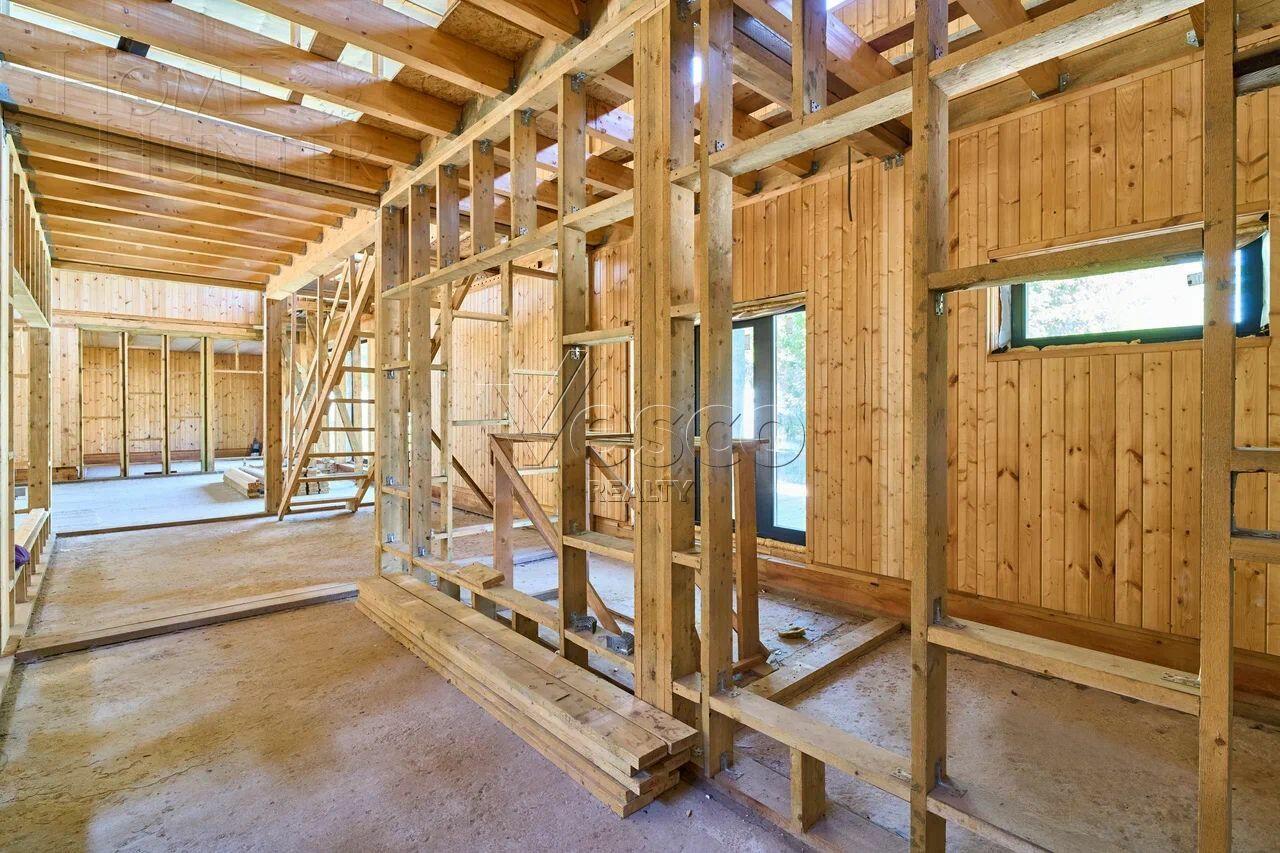 2-этажный коттедж 945 м² без отделки