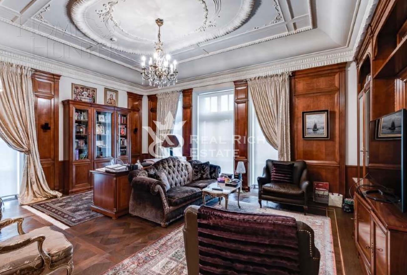 2-этажный коттедж 980 м² с отделкой