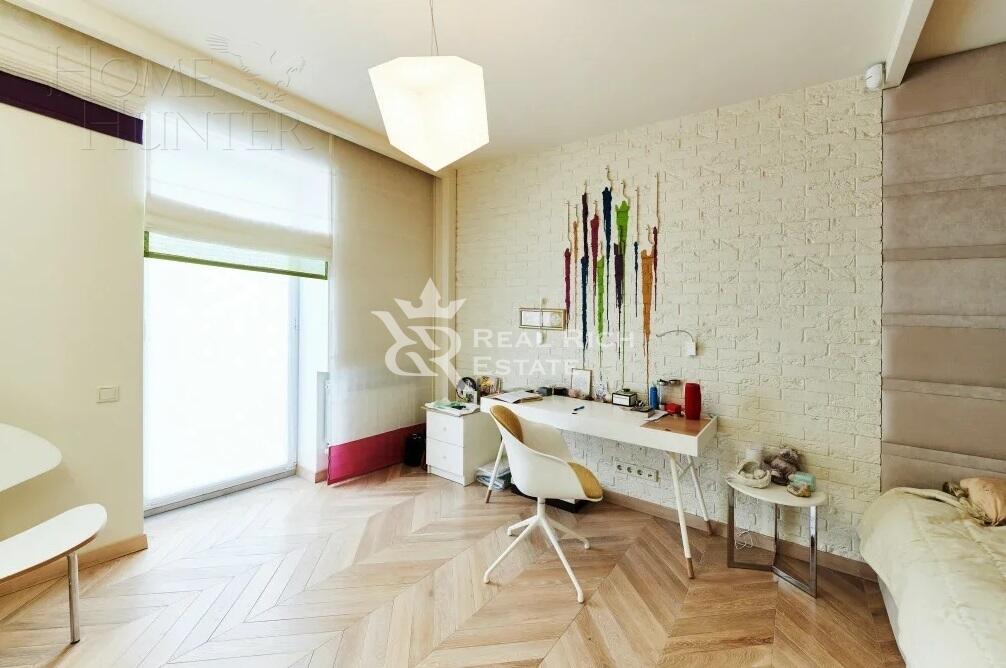 2-этажный коттедж 396 м² с отделкой