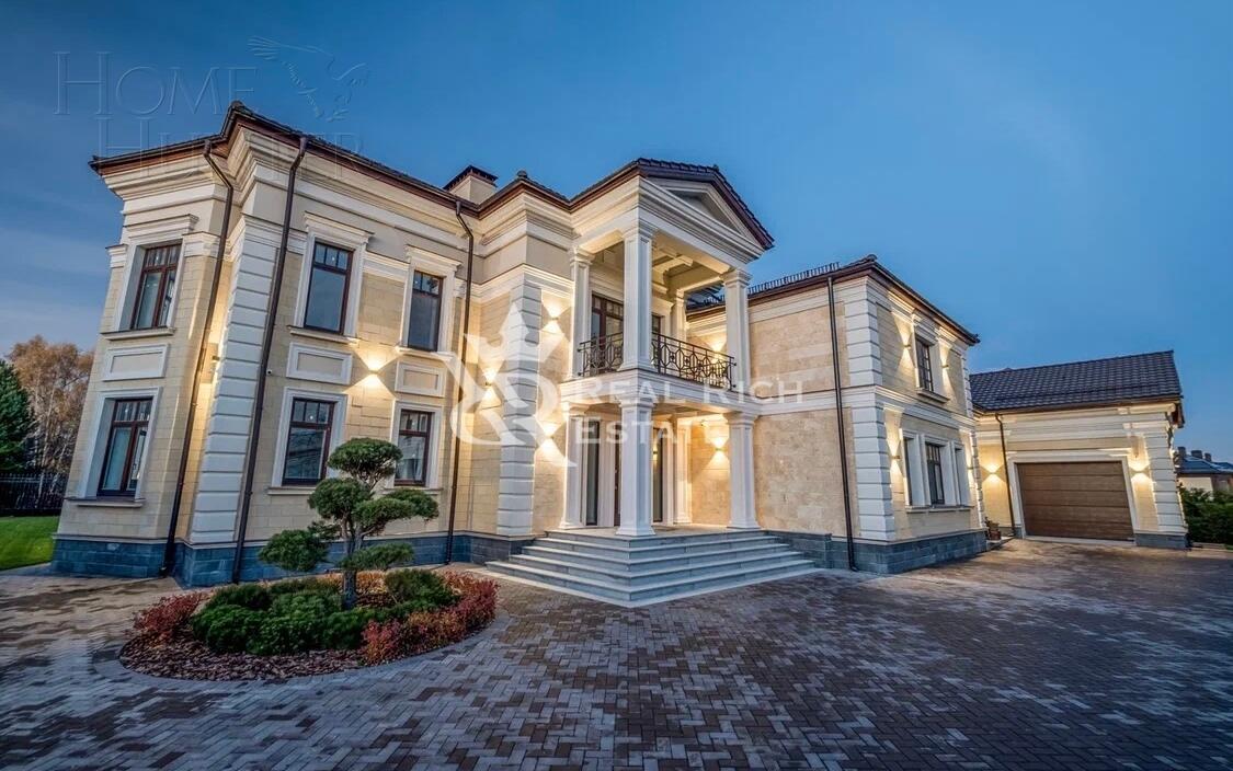 2-этажный коттедж 800 м² с отделкой