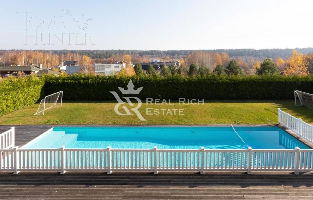 2-этажный коттедж 1 000 м² с отделкой