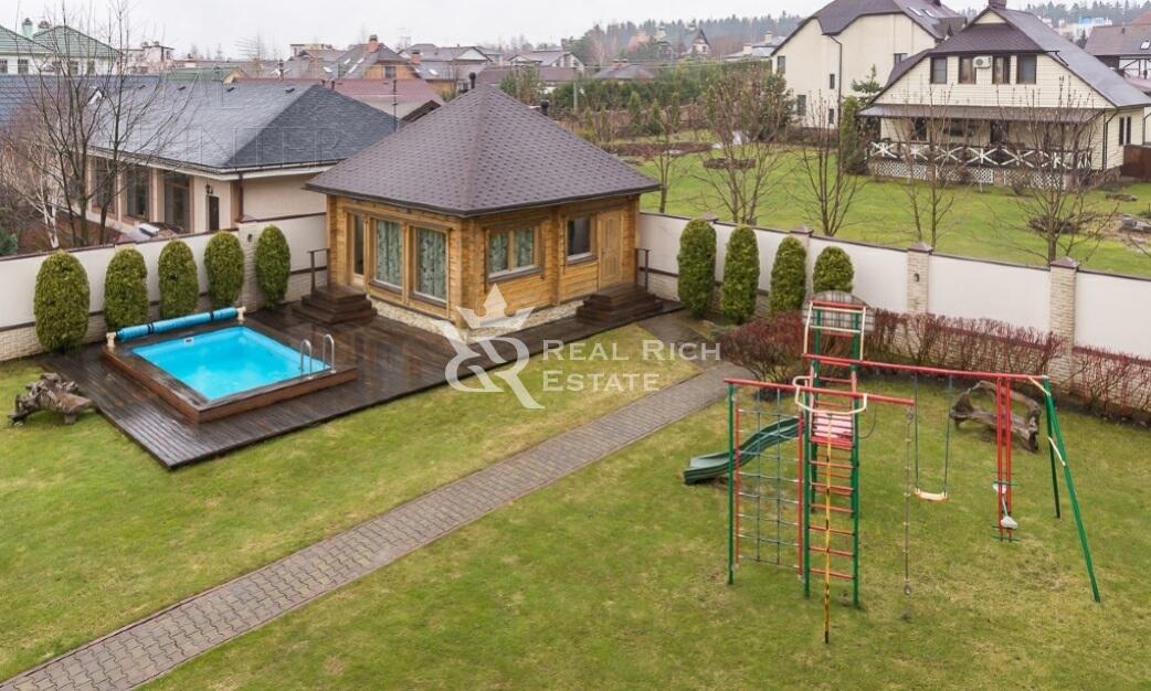 2-этажный коттедж 287 м² с отделкой