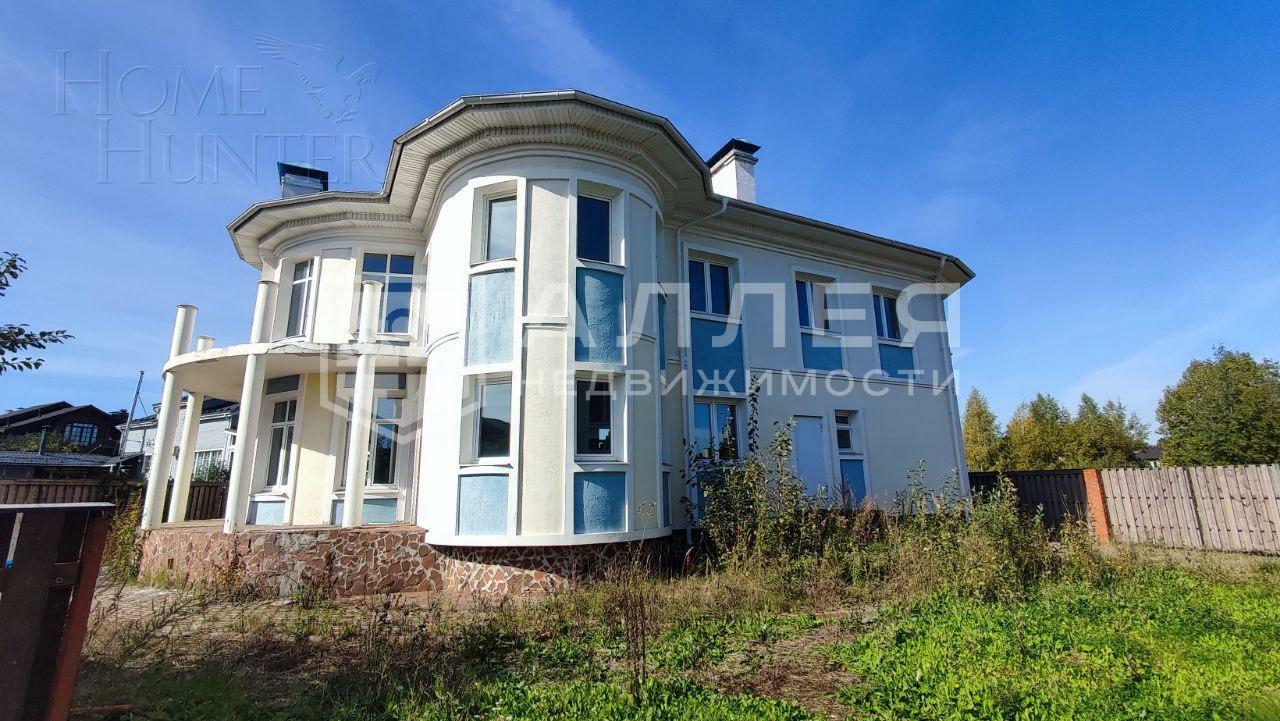 2-этажный коттедж 300 м² без отделки