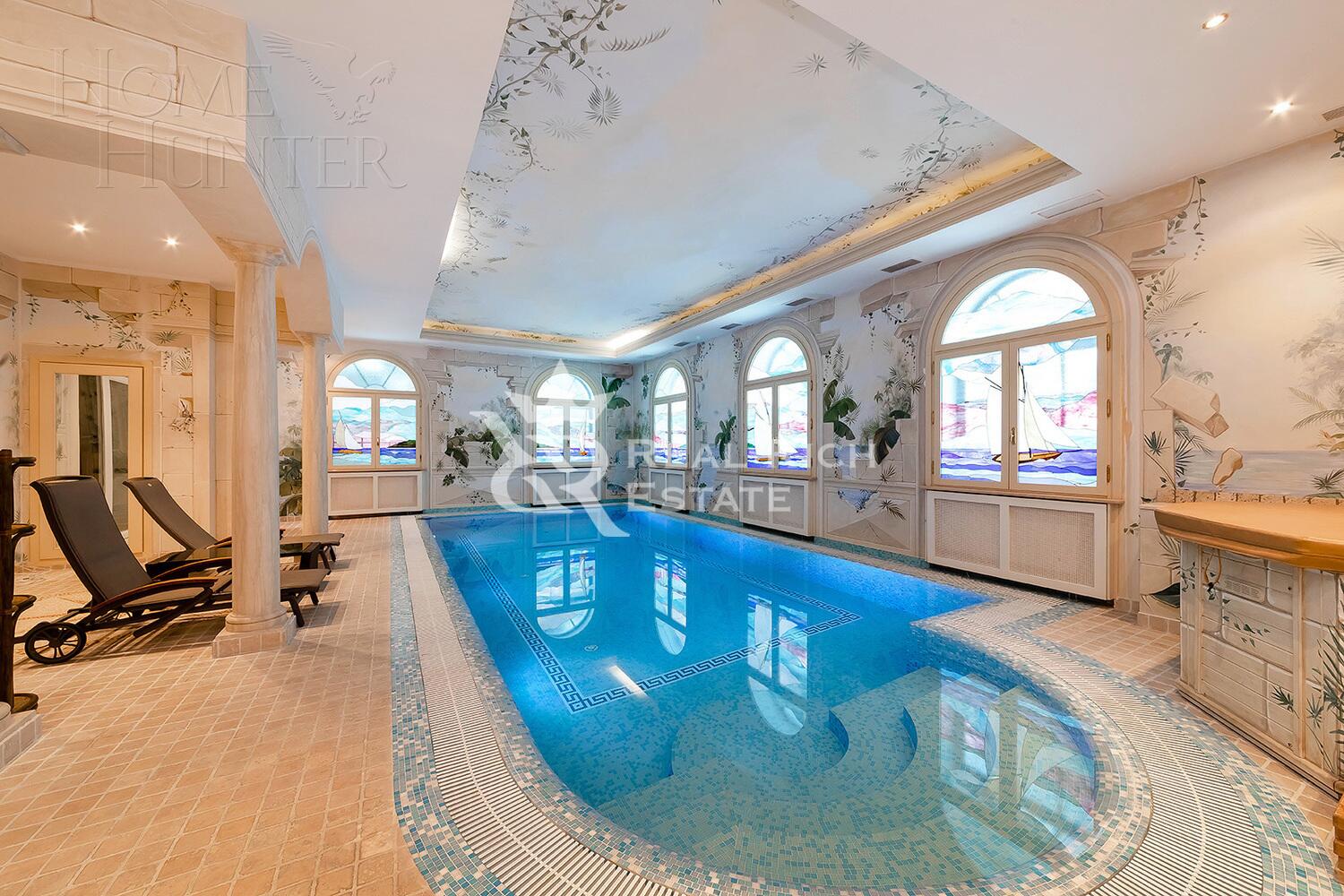 2-этажный коттедж 900 м² с отделкой