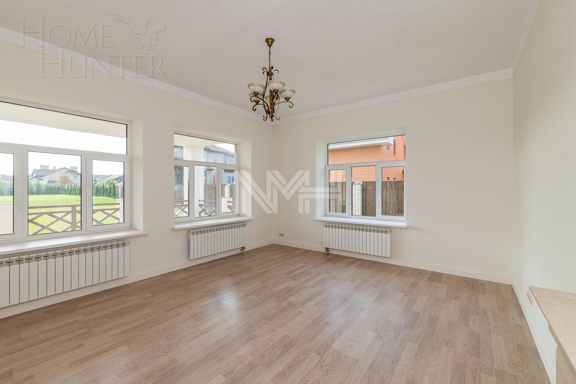 2-этажный коттедж 1 036 м² с отделкой