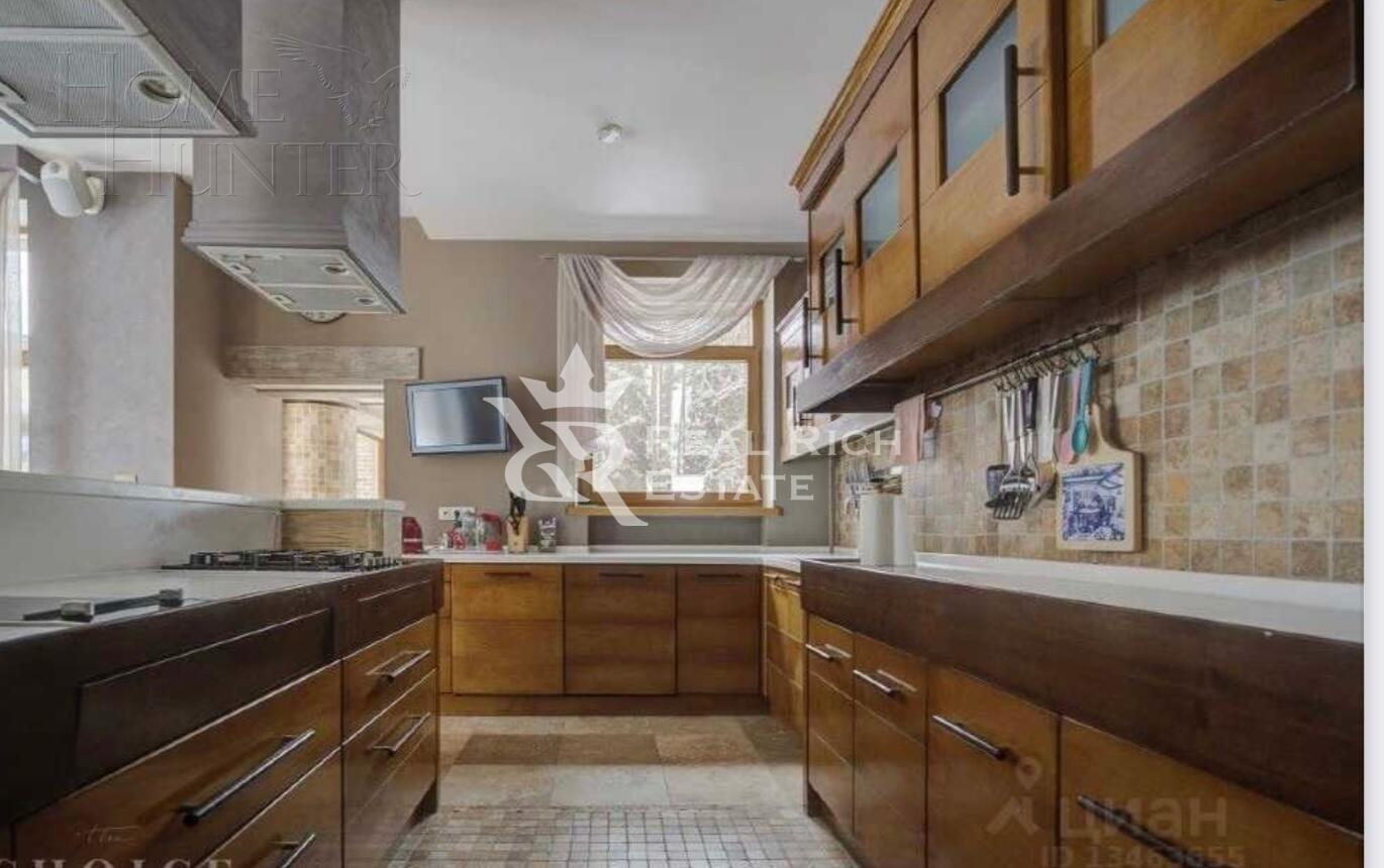 2-этажный коттедж 600 м² с отделкой