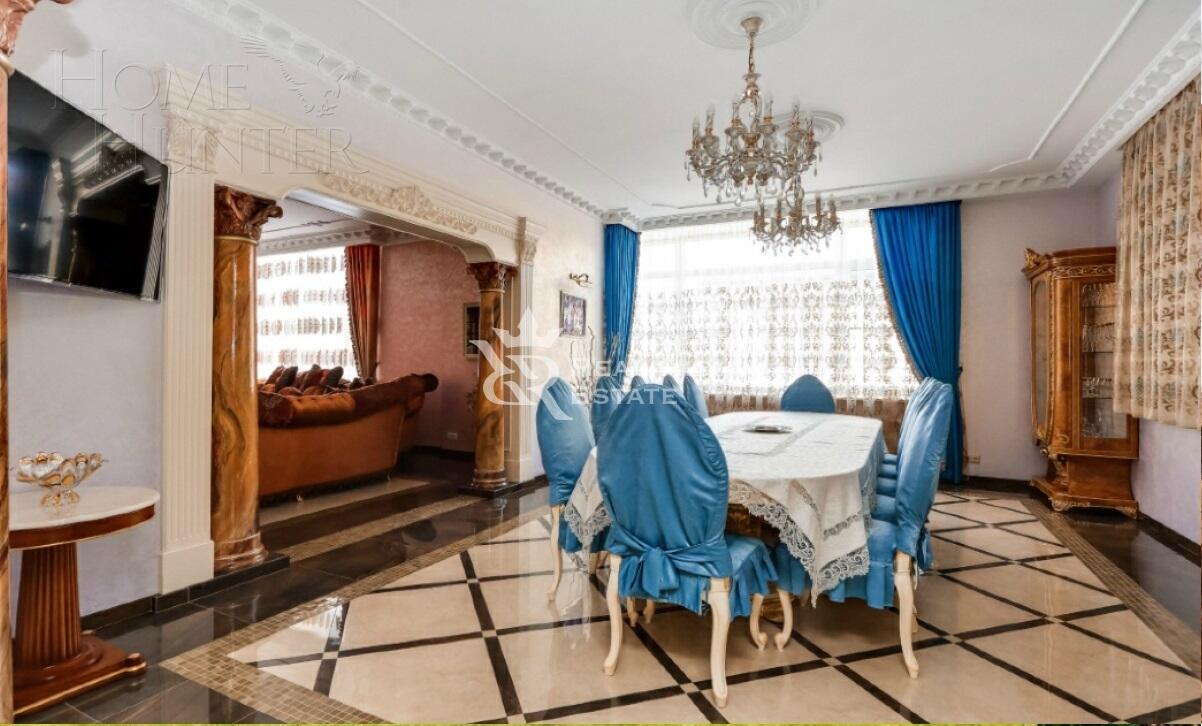 2-этажный коттедж 1 000 м² с отделкой