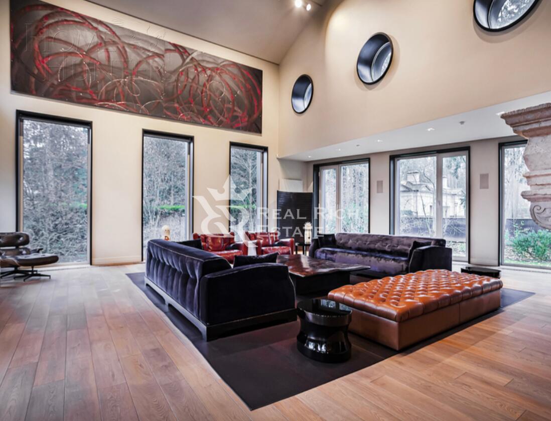 2-этажный коттедж 1 200 м² с отделкой