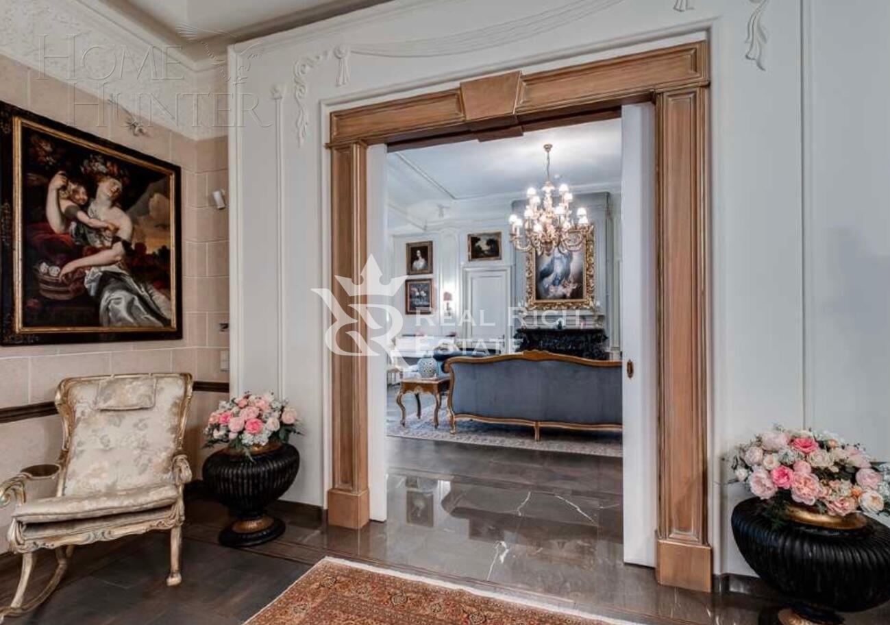 2-этажный коттедж 980 м² с отделкой