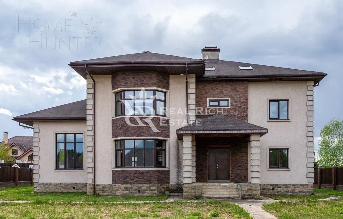 2-этажный коттедж 450 м² без отделки