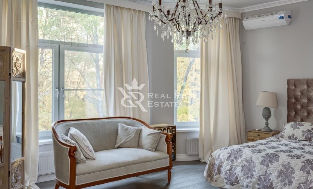 2-этажный коттедж 700 м² с отделкой