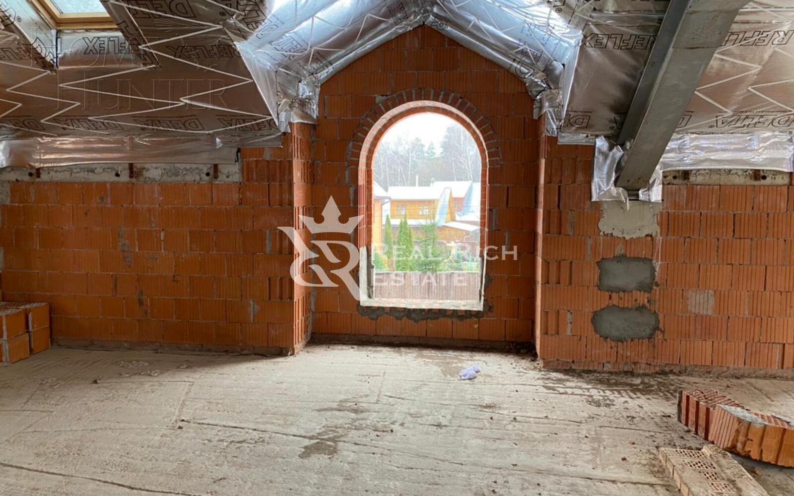 2-этажный коттедж 1 280 м² без отделки