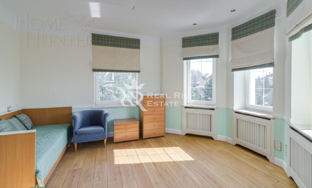 2-этажный коттедж 500 м² с отделкой