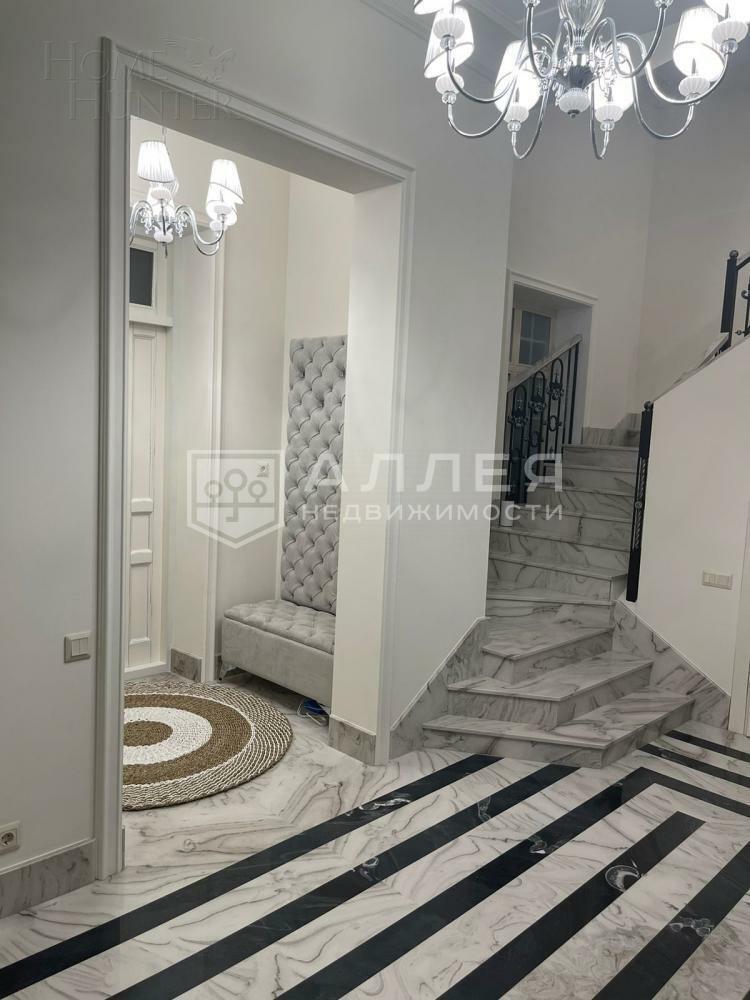 2-этажный таунхаус 270 м² с отделкой