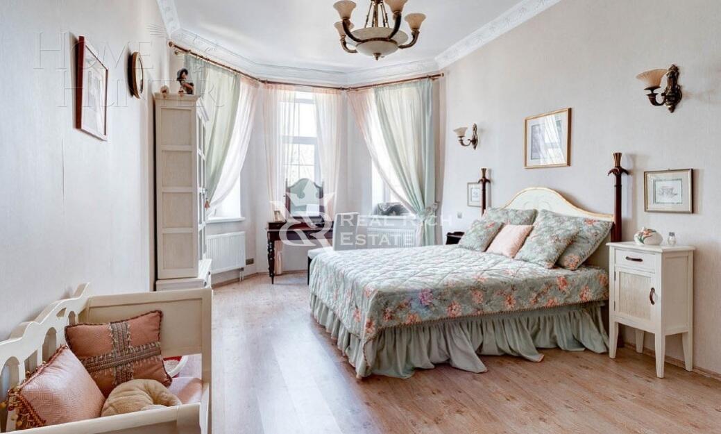 2-этажный коттедж 650 м² с отделкой