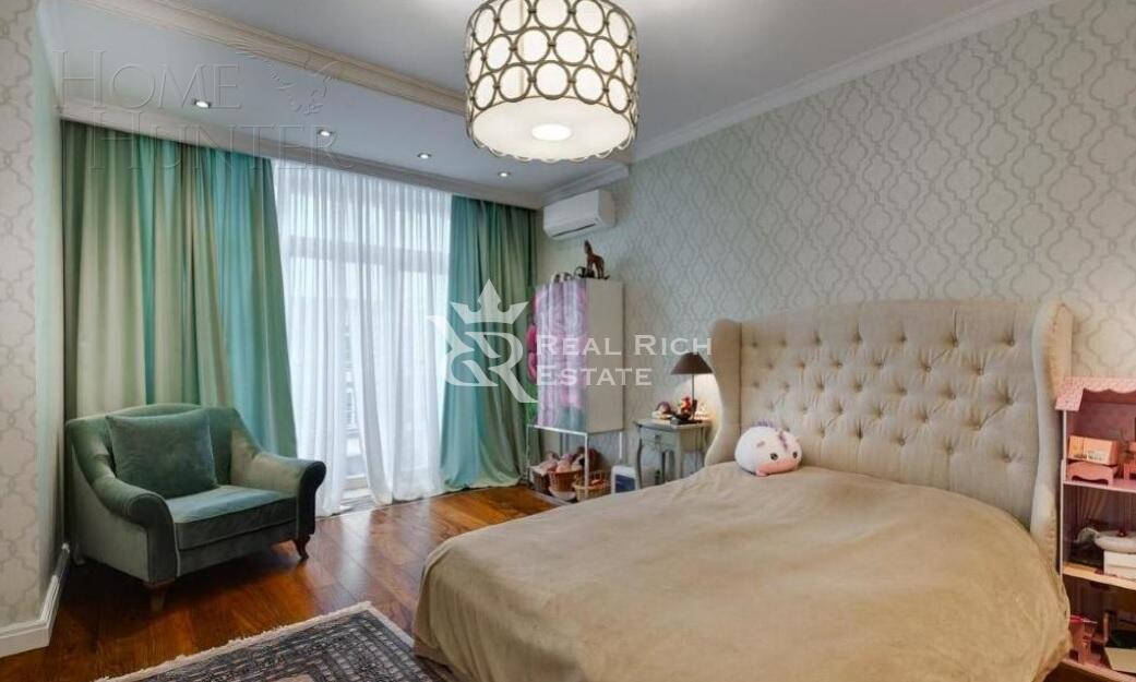 3-этажный таунхаус 291 м² с отделкой