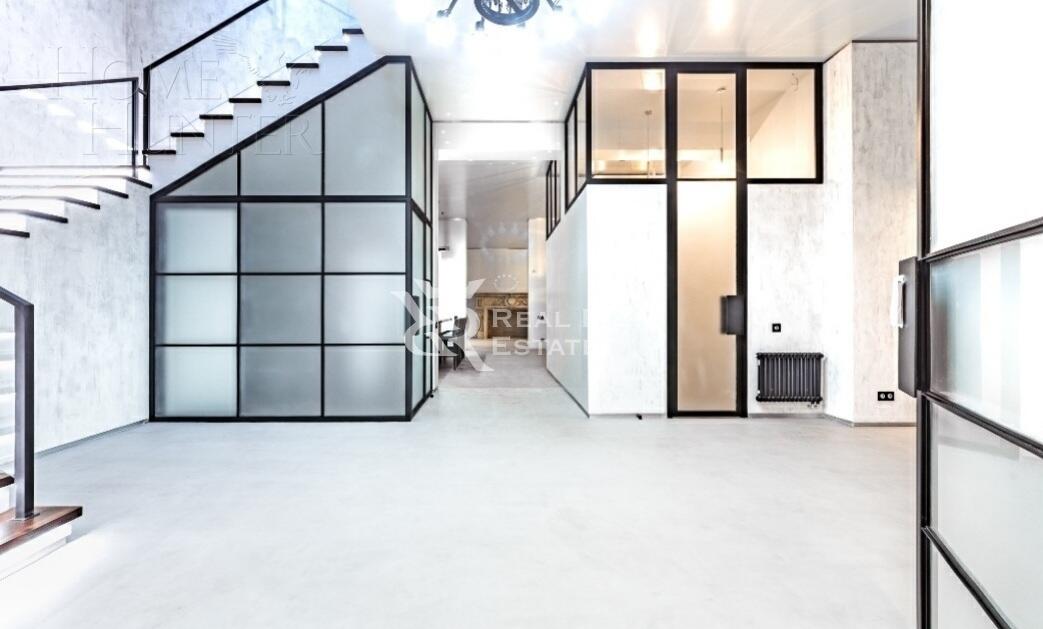 2-этажный коттедж 680 м² с отделкой